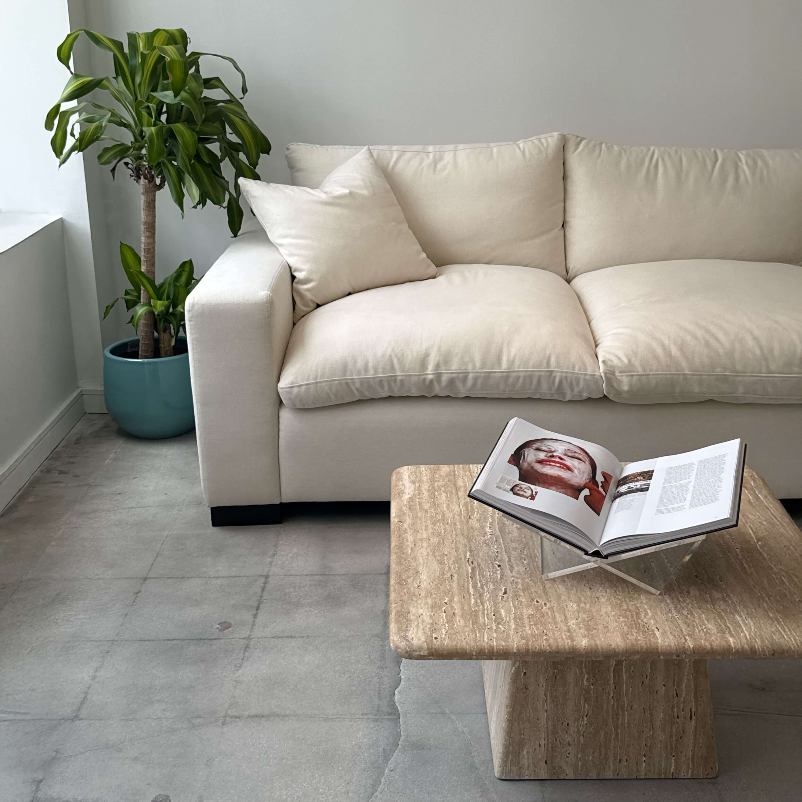 Isla Chair (Custom)