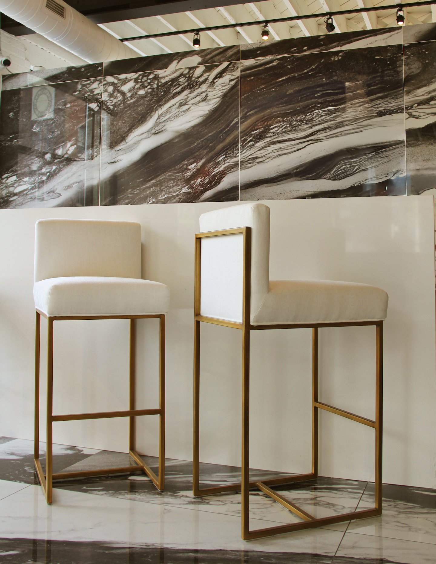 Stratford Bar/Counter Stool (Custom) 🇨🇦 Counter Height Antique Brushed Gold #MWS Options 5