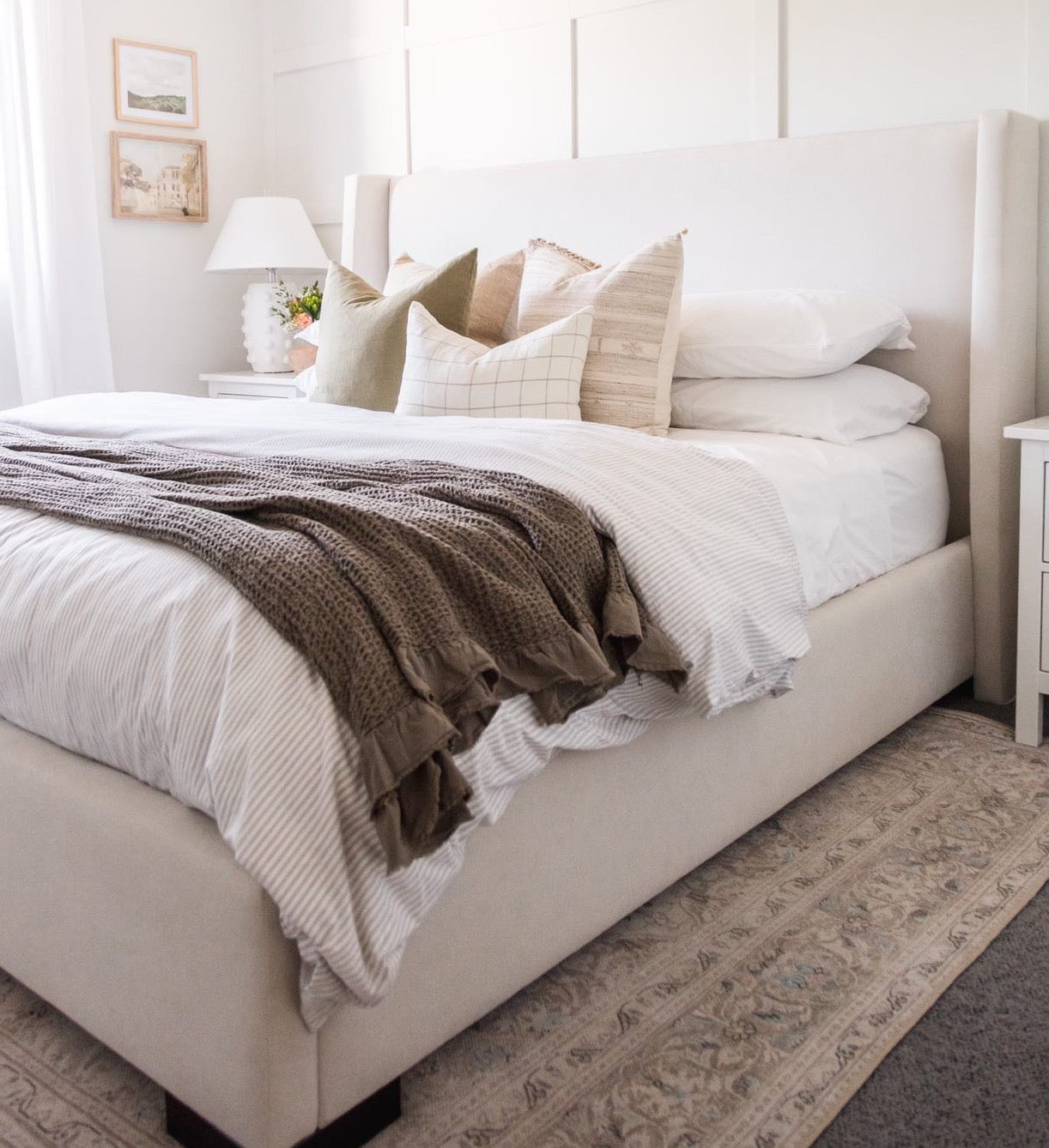 Santa Fe Platform Bed (Custom) 🇨🇦 King 62"H Straight Wings #MWS Options 7